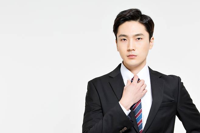 사회적 관습상 남성은 슬픔이나 불편한 감정을 드러내기보다 숨기는 경우가 많다. 사진= 게티이미지뱅크