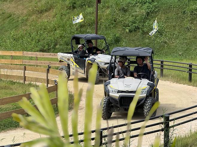 정글리아 인기 어트랙션 버기카 볼티지./ 오키나와(일본)=박진우 기자