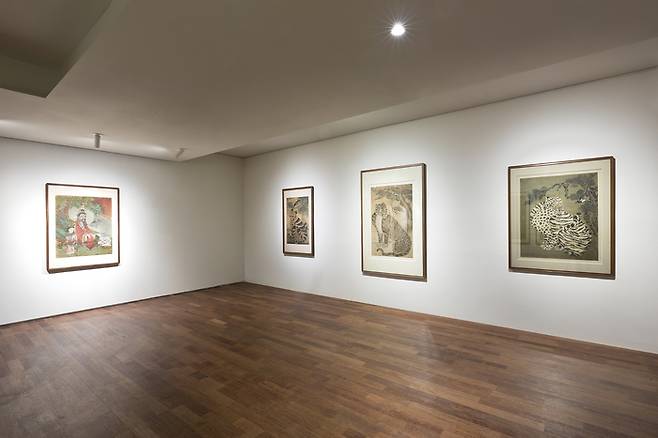 가나아트 컬렉션 특별기획전 ‘호랑이’가 열리고 있는 서울 종로구 평창동 가나아트센터 스페이스97 전시장 전경. 가나아트