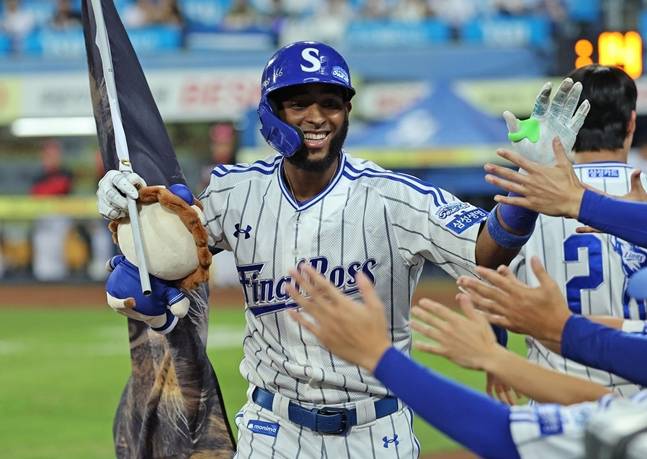 9월 30일 KIA전에서 홈런을 친 디아즈의 모습. /사진=삼성 라이온즈