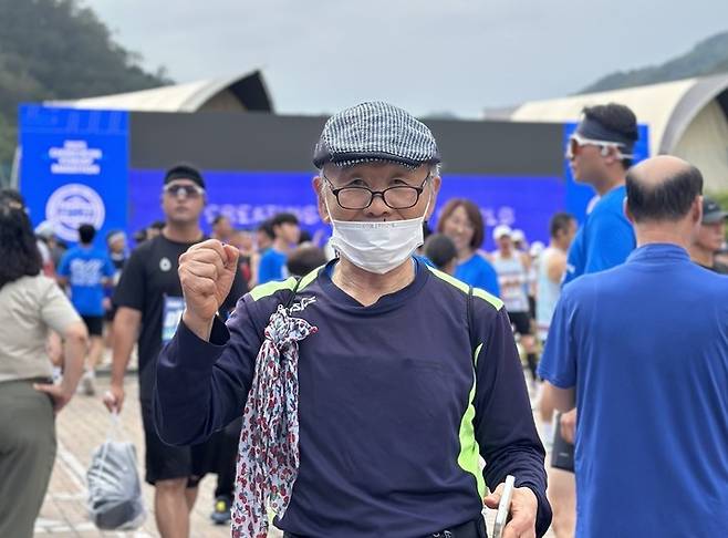 '2025 춘천연합마라톤' 최고령 참가자 이광우(83)씨 [촬영 강태현]