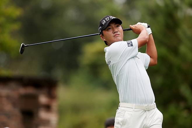 옥태훈이 4일 열린 KPGA 경북오픈 최종 라운드 4번 홀에서 티샷을 하고 있다. 사진 | KPGA