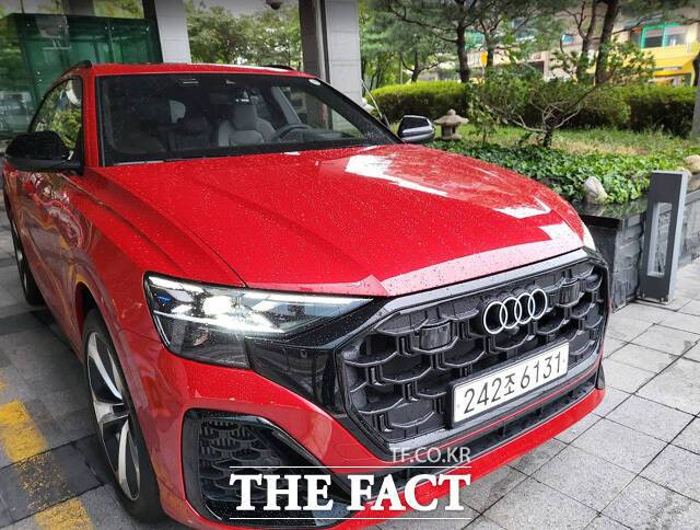 '오승혁의 팩트 DRIVE'는 아우디 Q8 55 TFSI 콰트로와 함께 지난달 20일 마카오에서 열정 가득한 추억을 남기고 끝난 더팩트 뮤직 어워즈 2025 (TMA 2025)를 위해 출국하는 아티스트들을 취재하며 <더팩트>가 위치한 지난달 17일부터 19일까지 3일간 서울 마포구 상암동과 인천국제공항을 수차례 오갔다. /서울 마포=오승혁 기자