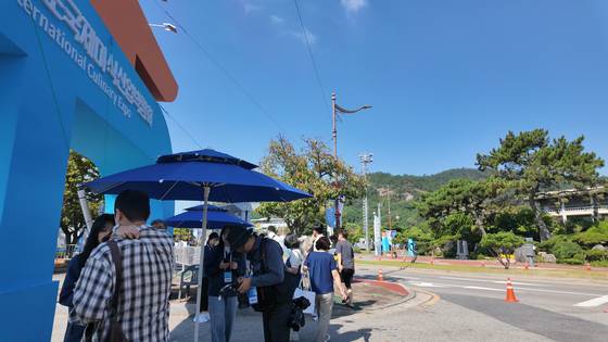 남도국제미식산업박람회는 목포문화예술회관, 평화광장, 원도심 일원에서 26일까지 진행된다. 사진은 박람회장 입구. 사진 남도국제미식산업박람회 사무국