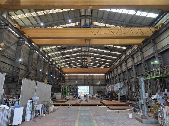 부산 강서구 녹산산단의 원전 주기기 업체인 경성정기 공장엔 정권이 바뀔 때 마다 오락가락하는 원전 정책 탓에 매출과 인력 모두 반 토막이 났다. 신수민 기자