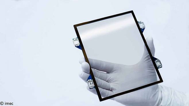 반도체 EUV 공정용 CNT 펠리클. 사진제공=imec