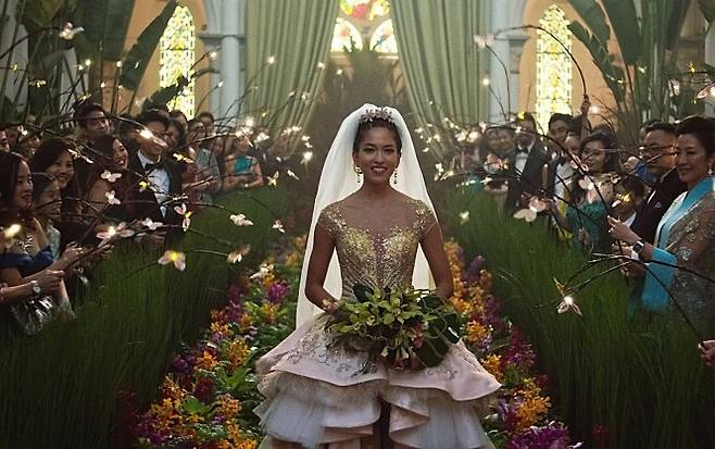 영화 <크레이지 리치 아시안>의 한 장면. 워너브러더스코리아 제공