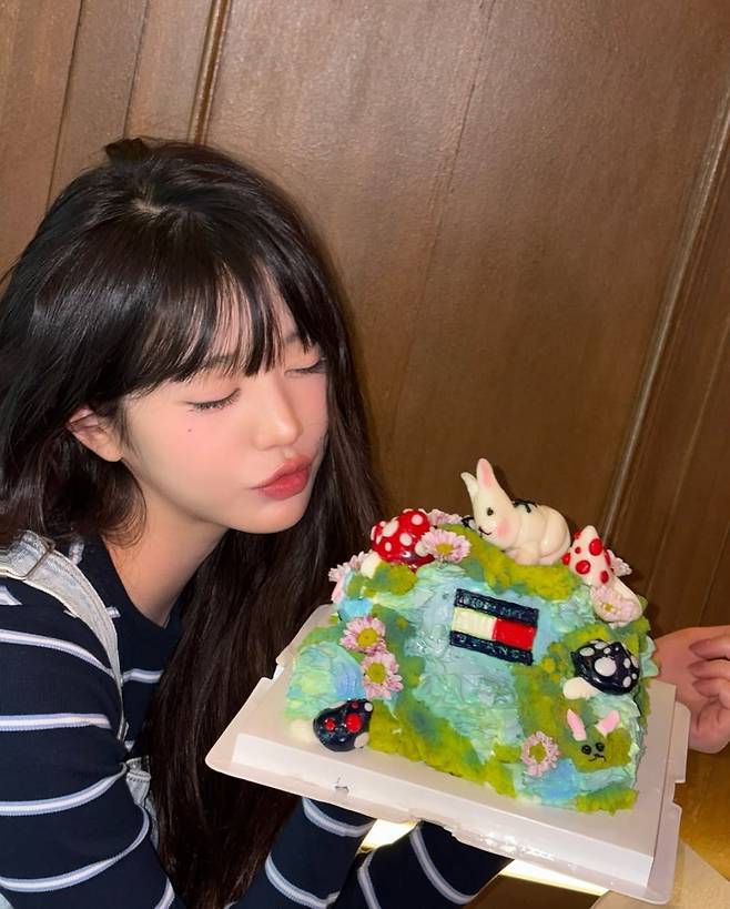 사진 = 장원영 인스타그램