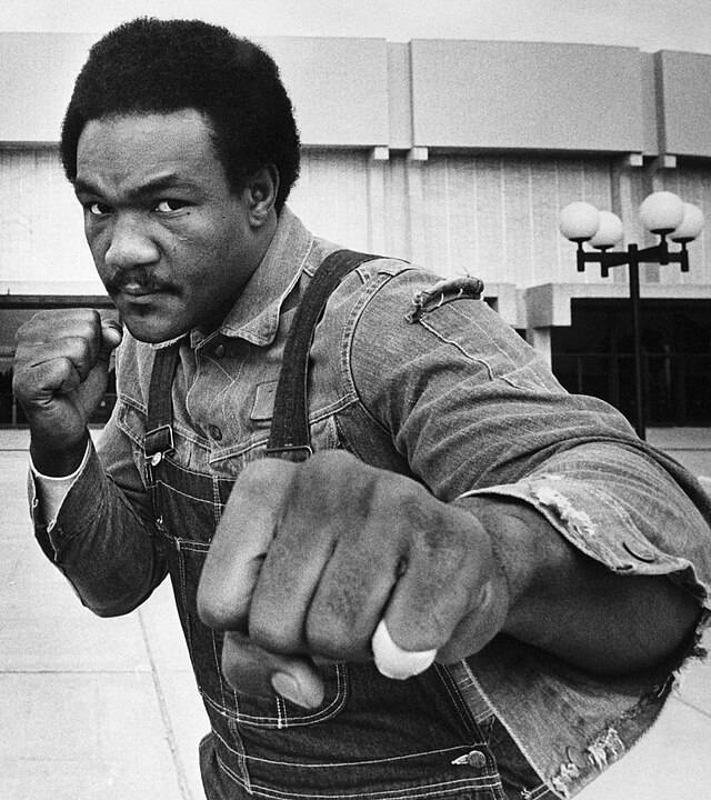 조지 포먼. (출처: United Press International, 1976, Public domain, via Wikimedia Commons)