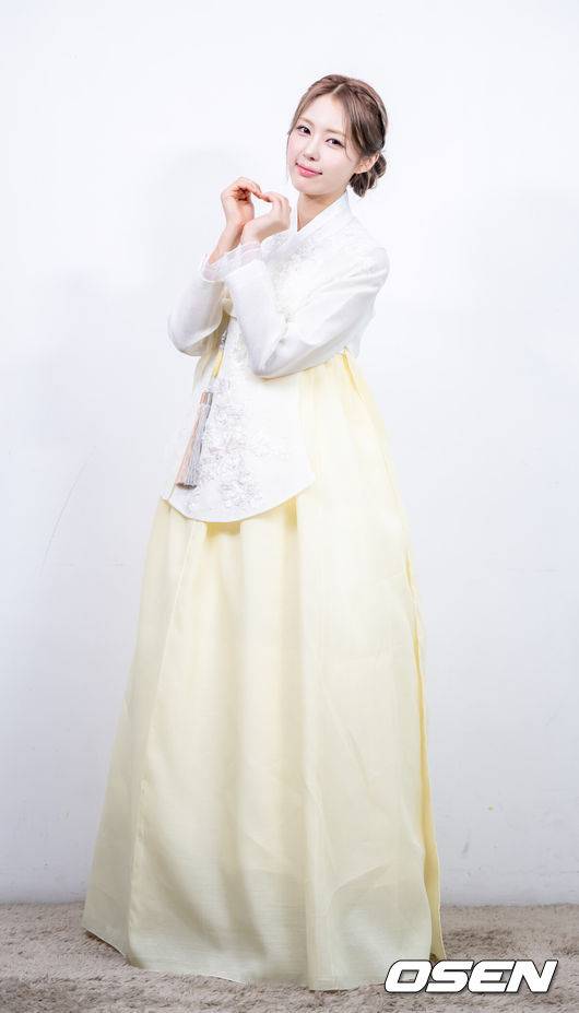 [OSEN=최규한 기자] 그룹 이프아이 원화연 한복 인터뷰. 2025.10.04 / dreamer@osen.co.kr