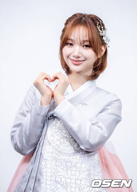 [OSEN=최규한 기자] 그룹 이프아이 샤샤 한복 인터뷰. 2025.10.04 / dreamer@osen.co.kr