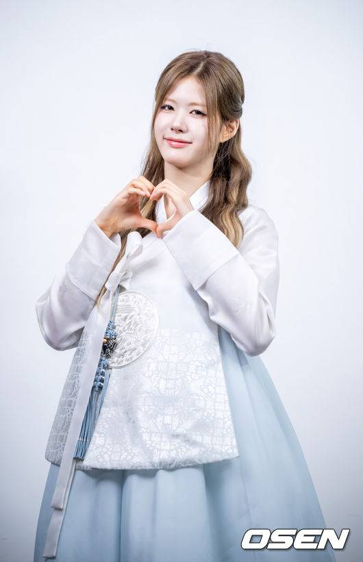 [OSEN=최규한 기자] 그룹 이프아이 라희 한복 인터뷰. 2025.10.04 / dreamer@osen.co.kr