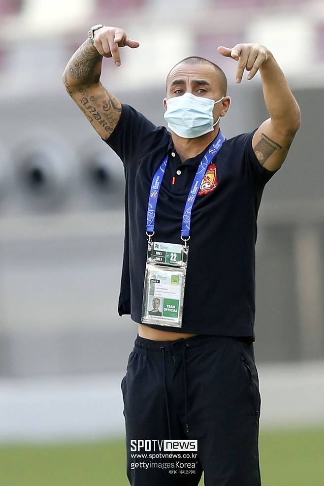 ▲ 최근 이탈리아 언론들은 칸나바로 감독이 중국축구협회와 협상에서 공식적으로 물러났다고 전했다. 칸나바로가 중국을 거부한 이유는 단순한 이동 거리나 환경 문제가 아니었다. 핵심은 계약 조건이었다. 이후 우즈베키스탄과 계약이 임박해 북중미 월드컵에 나설 가능성이 커졌다.