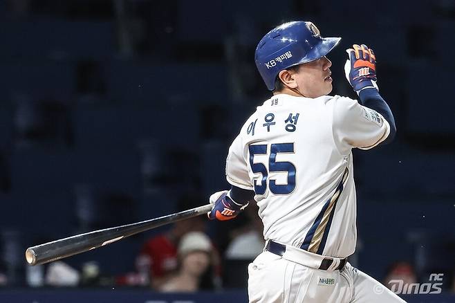 ▲ NC 이적 후 공수 모두에서 경기력이 살아나고 있는 이우성 ⓒNC 다이노스