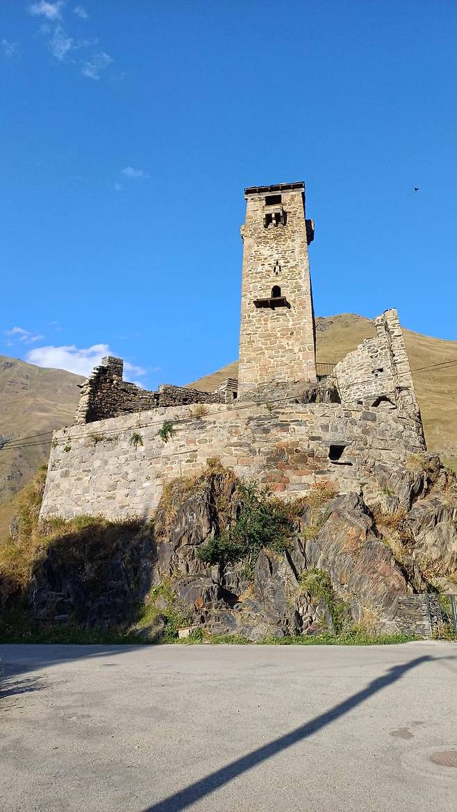 버려진 스노 캐슬.