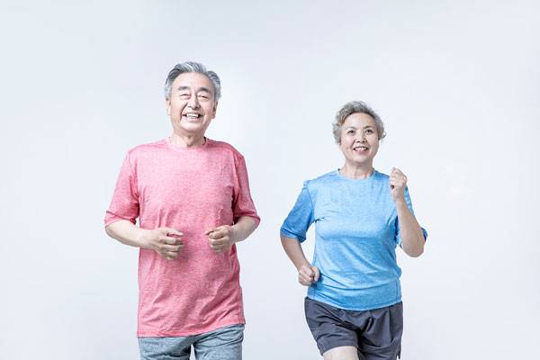 50대부터는 근육 감소 및 신진대사 저하를 막기 위해 규칙적인 운동이 필수다./사진=클립아트코리아