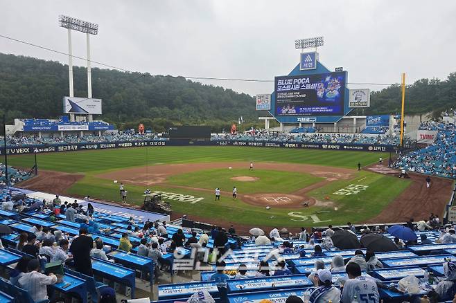 6일 와일드카드 결정전 1차전이 열리는 대구 삼성라이온즈파크. 대구=윤승재 기자