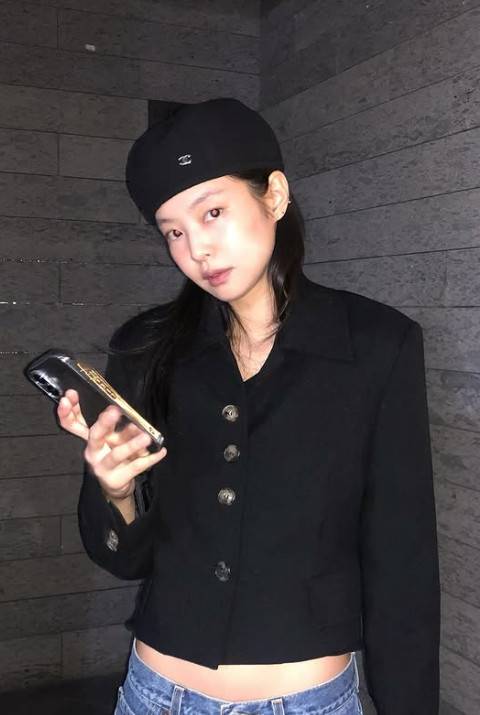 사진=제니 공식 계정