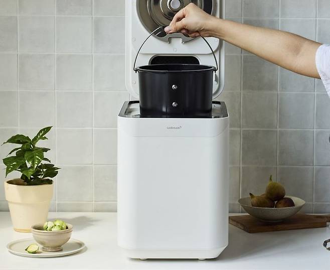 [서울=뉴시스]락앤락 제로웨이스트 음식물 처리기 3.5ℓ. (사진=락앤락 제공) 2025.10.01. photo@newsis.com *재판매 및 DB 금지