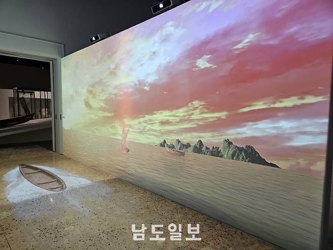 전남도립미술관에서 '마나 모아나-신성한 바다의 예술, 오세아니아' 국립중앙박물관 순회전이 2026년 1월 4일까지 개최된다. /정유진 기자 jin1@namdonews.com