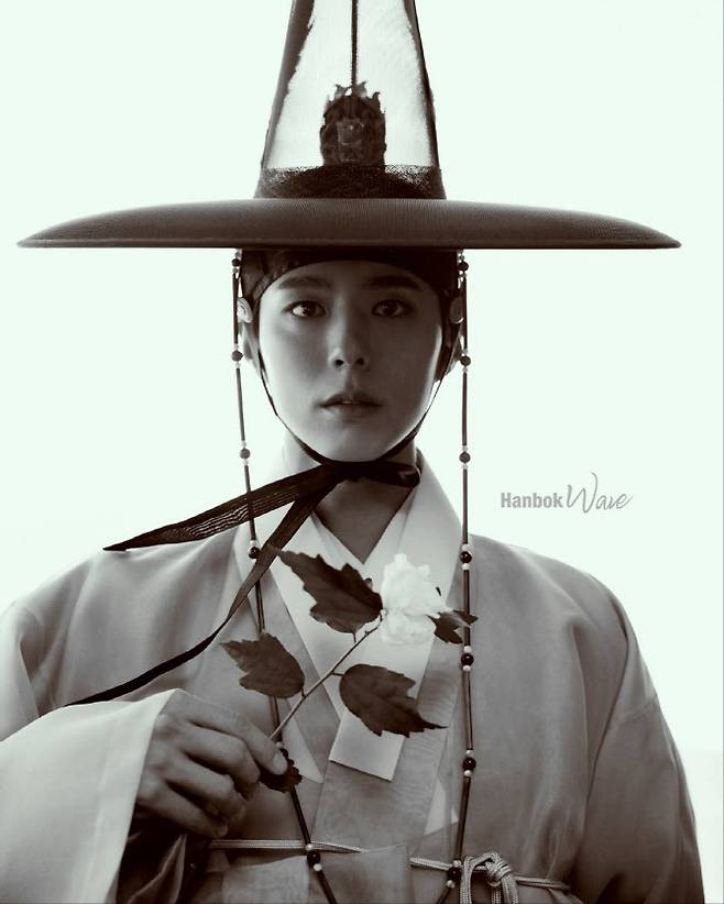 ‘2025 한복웨이브’ 박보검 한복 화보 이미지(사진=문체부 제공).