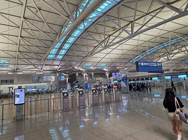 사진= 6일 오후 한산한 인천국제공항 1터미널/ 박병창 기자