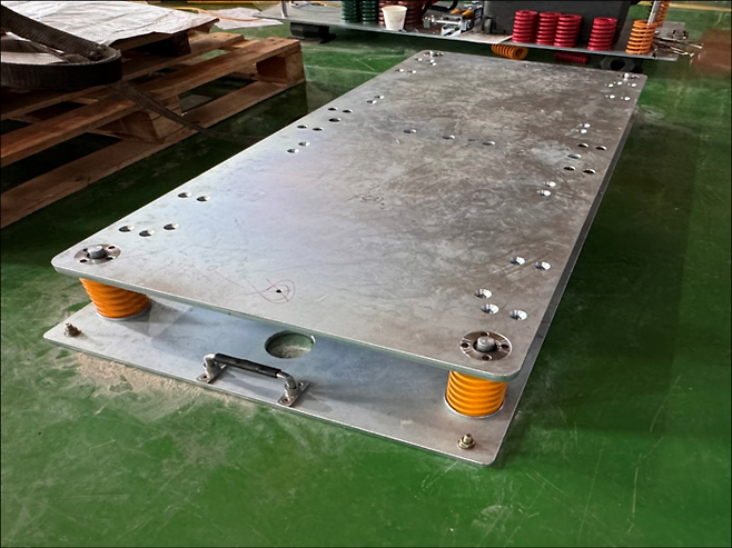 강성 조절 동조질량댐퍼 외형