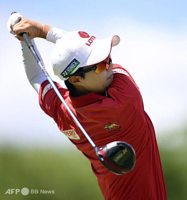 2025년 미국여자프로골프(LPGA) 투어 롯데 챔피언십에서 우승한 황유민에 1타 차로 준우승을 기록한 김효주 프로가 최종라운드에서 경기하는 모습이다. 사진제공=ⓒAFPBBNews = News1 (사진을 무단으로 사용하지 마십시오.)