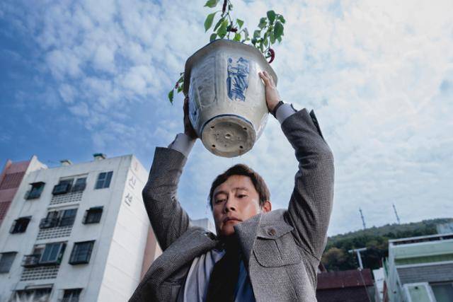 영화 '어쩔수가없다' 중 한 장면. CJ ENM 제공