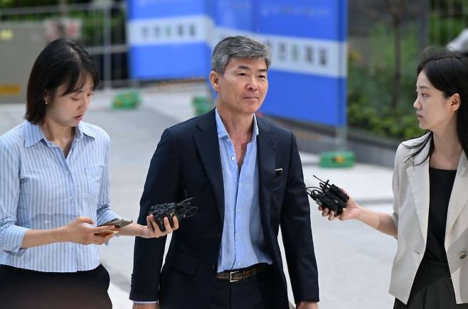 이종호 전 블랙펄인베스트먼트 대표가 지난 7월 23일 서울 종로구 KT광화문웨스트에 마련된 김건희 특검 사무실에 출석하고 있다. 최현규 기자