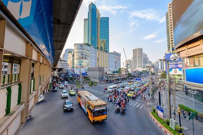 도시형 콘텐츠와 고급 리조트 시설이 결합된 태국 방콕의 시내/ 사진=호텔스컴바인