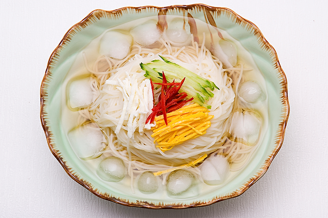 냉 잔치국수