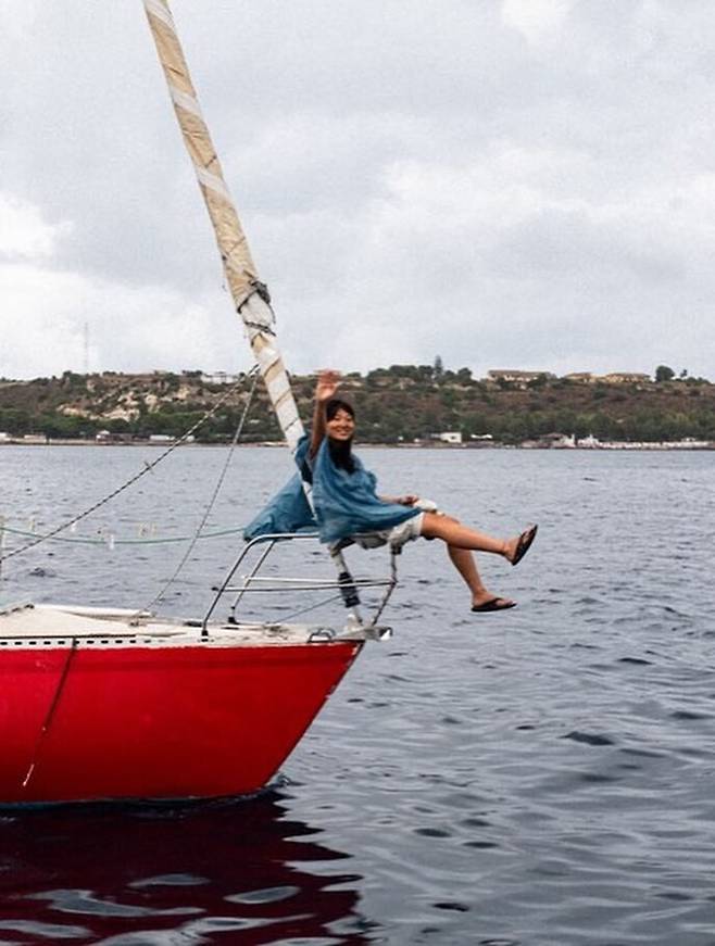 알라 알 나자르호에 탑승한 해초 활동가. 사진 tulyppe