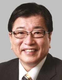 다카이치 사나에 경제안보상의 남편인 야마모토 타쿠 전 중의원. 출처 자민당