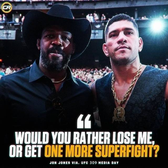 페레이라는 “내가 진짜 원하는 건 슈퍼파이트다. 헤비급에서 싸우고 싶다. 모든 상황과 존중을 고려할 때, 원래는 백악관 대회에서 존스와의 맞대결을 요청하려고 했다. 하나, 최근 일어난 일을 생각하면 지금은 때가 아닌 것 같다”며 “그래도 내가 원하는 건 슈퍼파이트다. 백악관에서 존스와 싸우는 것, 그게 바로 슈퍼파이트다”라고 강조했다. 사진=챔피언십 라운드 SNS