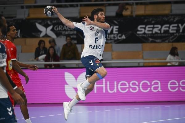 사진 2025/26 시즌 스페인 남자 핸드볼 아소발리그 그라노예르스와 우에스카의 경기 모습, 사진 출처=그라노예르스