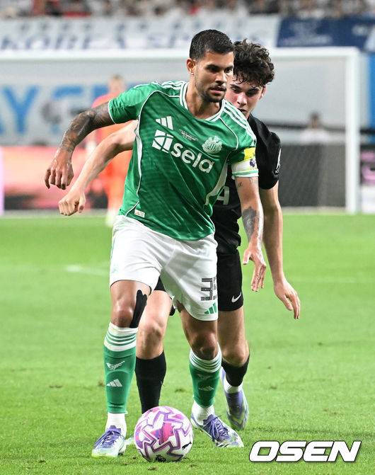 [OSEN=이대선 기자] 뉴캐슬 브루노 기마랑이스 2025.08.03 /sunday@osen.co.kr