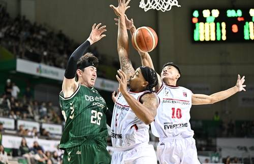 원주 DB와 안양 정관장의 2025-2026 LG전자 프로농구 정규리그 경기 [KBL 제공. 재판매 및 DB 금지]