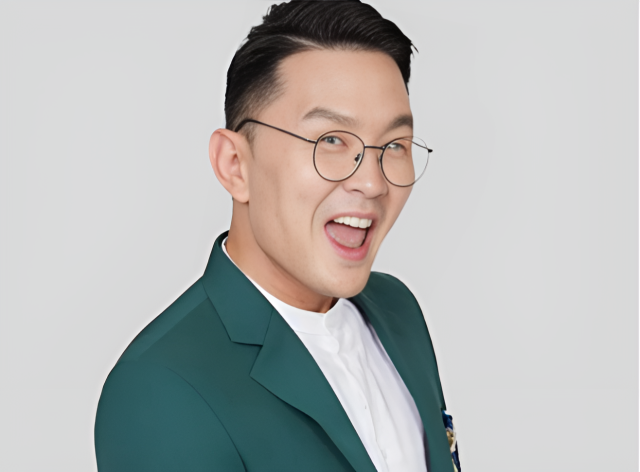 코미디언이자 격투기 선수 윤형빈. /라인 엔터테인먼트