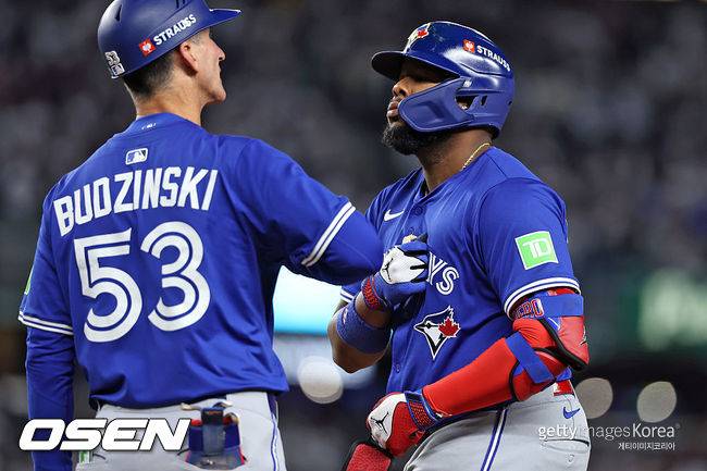 [사진] 토론토가 아메리칸리그 챔피언십시리즈 진출에 성공. ⓒGettyimages(무단전재 및 재배포 금지)