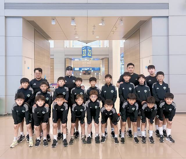 전북현대모터스FC U11팀이 10일 2025 나이키 앤틀러스 컵 대회 참가를 위해 일본으로 출국했다. 전북현대 제공