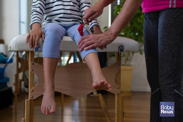 소아청소년 골다공증은 소아청소년기 뿐만이 아니라 성인기 골절을 비롯한 뼈 건강의 핵심적인 위험 인자이다. ⓒ베이비뉴스