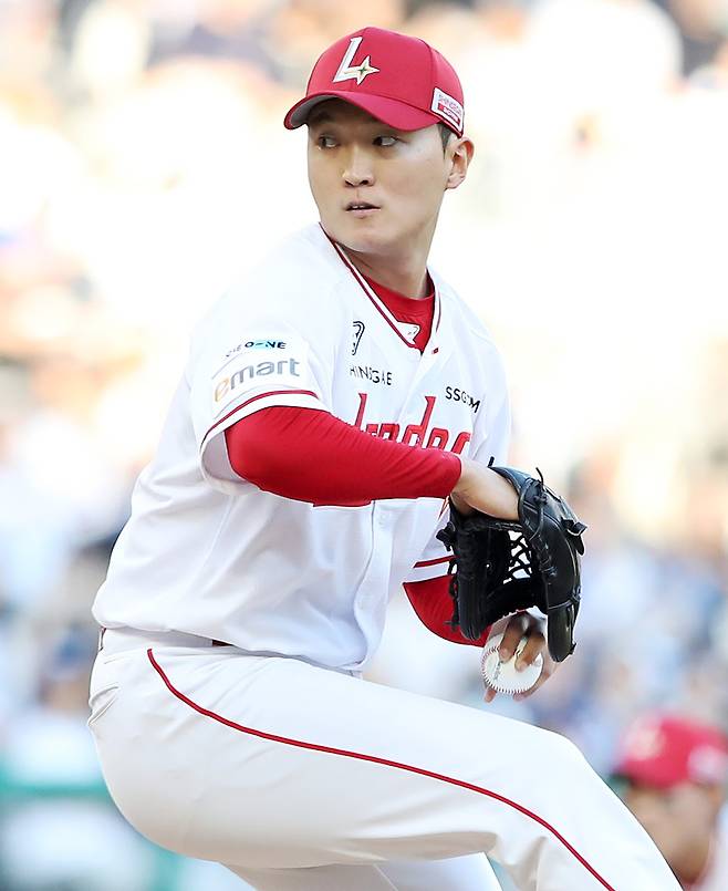 SSG 랜더스 투수 김건우가 삼성 라이온즈와 준플레이오프 2차전에 선발 등판한다. (SSG 랜더스 제공)
