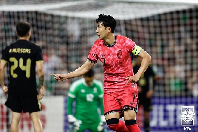 지난달 멕시코전 득점 이후 손흥민. 사진 | 대한축구협회