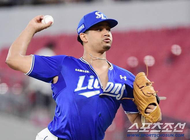 10일 광주 기아챔피언스필드에서 열린 KIA와 삼성의 경기. 선발 투구하고 있는 삼성 가라비토. 광주=송정헌 기자songs@sportschosun.com/2025.09.10/