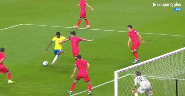 카세미루의 패스를 받아 오른발 슈팅을 날리는 호드리구. ⓒ쿠팡플레이