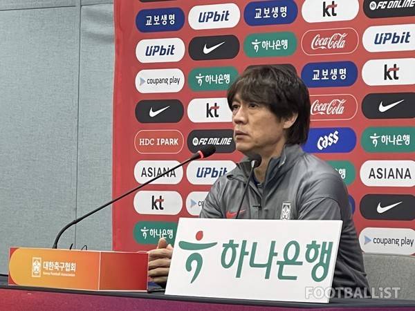 홍명보 남자 축구대표팀 감독. 김희준 기자