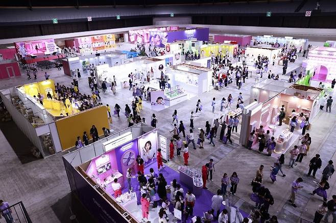 지난 4일 일본 도쿄 아리아케 체조경기장에서 열린 ‘메가 코스메 랜드 2025’ 전경  /사진=큐텐재팬 제공