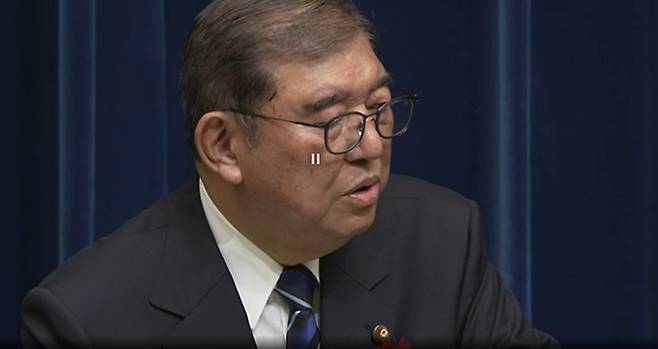 이시바 시게루 일본 총리가 10일 제2차 세계대전 종전 80주년을 맞아 ‘전후 80년 담화’를 발표하고 있다. 일본 NHK방송 갈무리