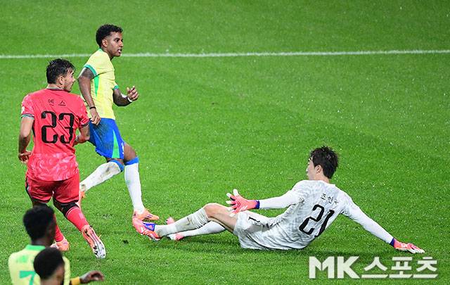 멀티골에 성공하는 호드리구. 사진=김영구 기자